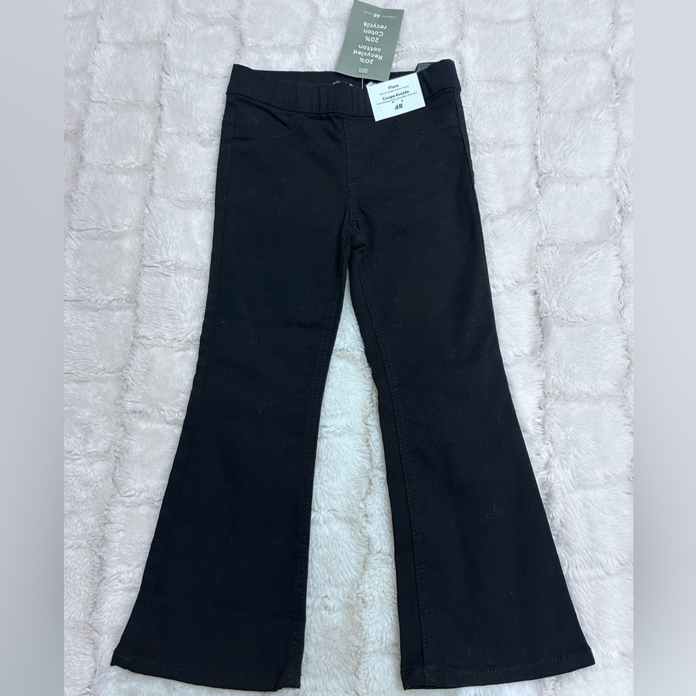 H&M NWT Girl Black Stretch Flare Jeans with Front and back pockets Size 3T